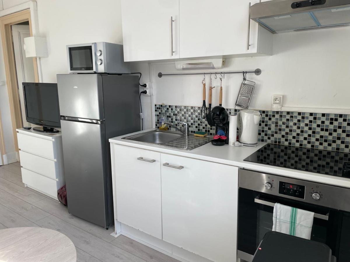 Апартаменты Studio Meuble Et Lumineux 20M2 Виттель Экстерьер фото